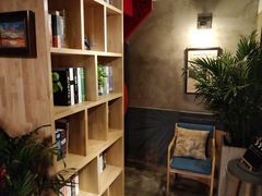 -HIGH FIVE哈福手工汉堡(桂林路店)