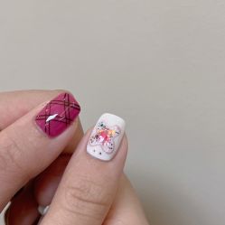 -花岐款式专研健康美甲沙龙