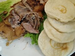 精品香酥鸭-晋阳饭庄(虎坊桥店)