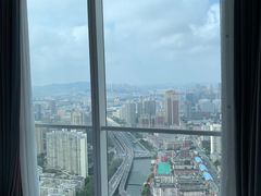 -大连星海皇冠假日酒店