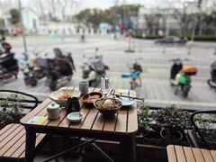 -8PINTS八品脱·日料·烧鸟·精酿小酒馆(莘庄店)