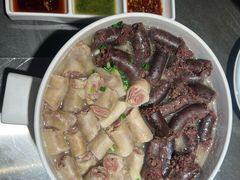 -百彦蒙古包·碳烤羊排·手抓羊肉(万江首店)
