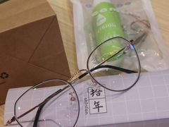 -提一眼镜·蔡司·依视路(小寨店)