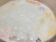 -洪氏嗨捞·猪肚鸡火锅(阳光天地店)