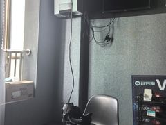 -VR 间客漫·PS电玩·虚拟现实包间游戏电竞(街道口店)