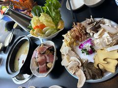 -野菌皇海景野生菌火锅(滨海大道店)