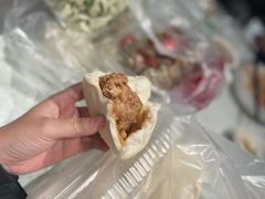 -白玉兰食品甜凤店(合生汇店)