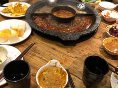 -百年老妈火锅(中原万达店)