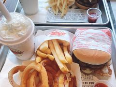 -FATBURGER 特富客汉堡(外交公寓店)