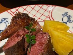 究极炭烧鸽半身-闖山 Taproom & Sake