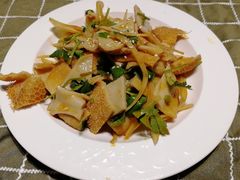 -巴扎美食·新疆菜·西域歌舞表演餐厅(新疆大厦店)