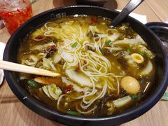 老坛酸菜-渝和喵叔米线(南坪万达店)