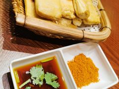 -老滇山寨•云南特色菜•地方菜•民族风情歌舞表演(呈贡店)