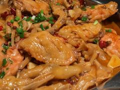 鸡翅煲-胖哥俩肉蟹煲(湖滨银泰in77店)