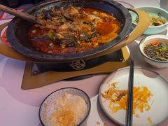 -鸣记脆皮烤鱼·海鲜烤鱼(三八广场店)