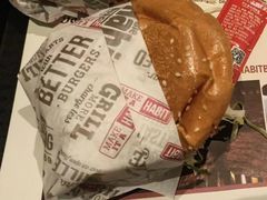 -The Habit Burger Grill 哈比特汉堡(爱琴海店)