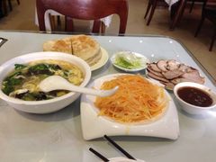 -李连贵酒家熏肉大饼(昆明街店)