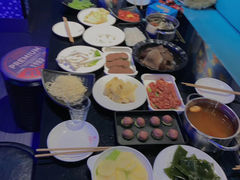 -唯爱KTV聚会餐厅(仙林东城汇店)