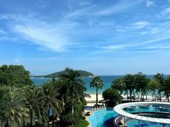 -亚龙湾亚泰商业街