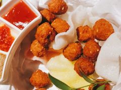 干炸丸子-北平盛世·新京菜·北京烤鸭(劲松·双井店)