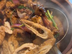 -胡须佬鸡煲四季火锅店(石厦西村直营店)