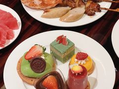-广州万富希尔顿酒店·感趣自助餐厅·金秋蟹宴生蚝海鲜刺身