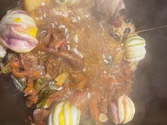 -万里闯关东铁锅炖菜馆(高新旗舰店)