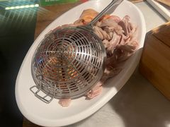 -尚尚仙·酸汤猪手·猪肚鸡火锅(华联万柳购物中心店)