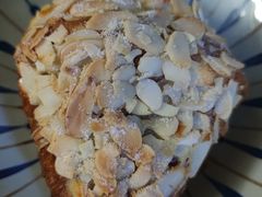 -HOT CRUSH趁热集合·现烤面包(环球港店)