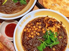 -遇见小面(东方宝泰店)