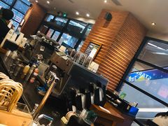 -星巴克(上海虹桥新天地二店)