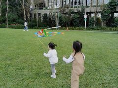 -深圳隐秀山居酒店