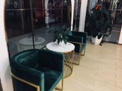 -BULB STUDIO 巴柏明星发型工作室