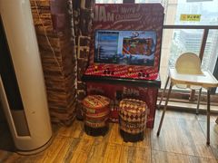 -玩坞轰趴馆·户外团建聚会主题生日派对馆(世豪广场店)