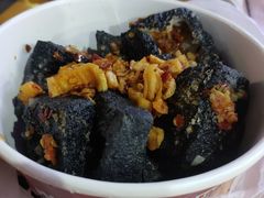 -黑色经典臭豆腐·湖南特产(坡子街特产局店)