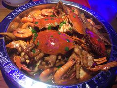 -胖哥俩肉蟹煲(万国店)