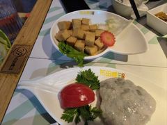 -花田煮鲜牛肉火锅(钟楼众汇店)