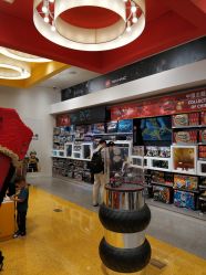 -乐高品牌旗舰店(人民广场店)