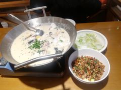 -格塘人家·山泉水煮鱼(望兴家园店)