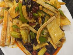 -瑞杰烧烤店·24小时营业(山东路店)