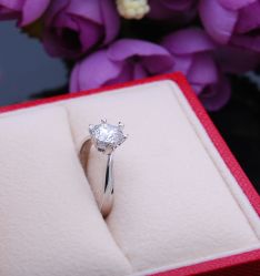 DSC_2029-威德钻石-克拉钻大本营(南京东路店)