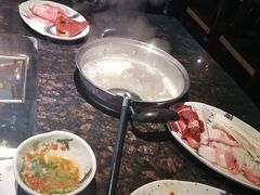 -阪尚皇·原切牛排·烤肉火锅自助(北京路店)