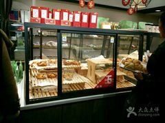 面包甜点陈列柜-仟吉KenGee(国贸360店)