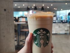 -星巴克(东莞莞城万科中心店)