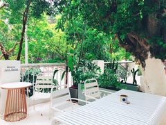 -ADO KAFE(大学城店)