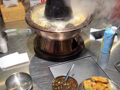 -马路牙子烧烤音乐酒馆(望京店)