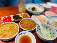 -裕兴记•蟹黄面馆(人民广场店)