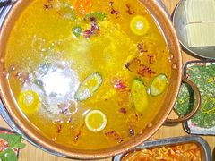 -洱火云南酸菜牛肉火锅(石景山当代商城店)