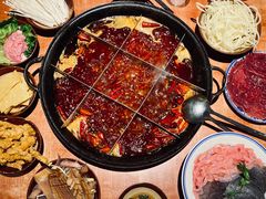 -周小明火锅(黑金冠社区店)