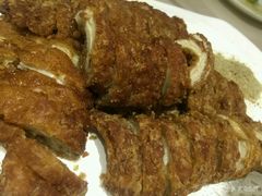 -老码头黑皮肘子锅包肉(赣水路店)